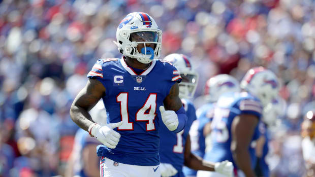 ORCHARD PARK, NEW YORK - SEPTEMBER 26: Stefon Diggs #14 of the Buffalo Bills during the first quarter against the Washington Football Team at Highmark Stadium on September 26, 2021 in Orchard Park, New York. (Photo by Bryan Bennett/Getty Images)