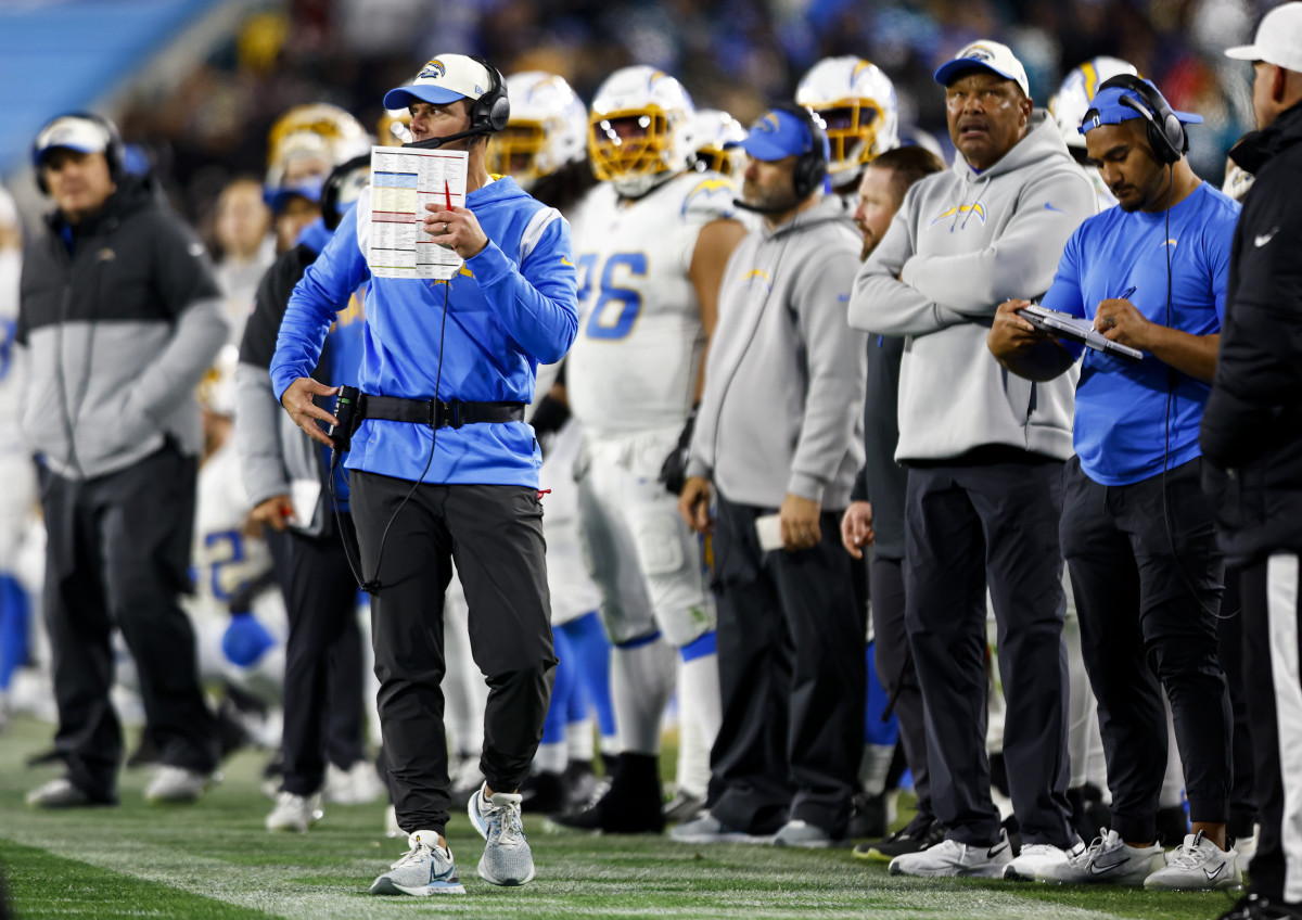 JACKSONVILLE, FL - JANUARY 14: Head coach Brandon Staley of the Los Angeles Chargers coaches from the sidelines during the second quarter of an NFL wild card playoff football game against the Jacksonville Jaguars at TIAA Bank Field on January 14, 2023 in Jacksonville, Florida. (Photo by Kevin Sabitus/Getty Images)